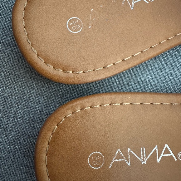 *SOLD* ANNA pink slides - Picture 5 of 5